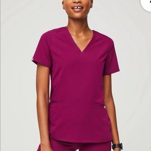 FIGS DARK MAGENTA Casma Top